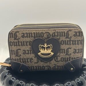 Juicy Couture her majesty medium double zip around wallet